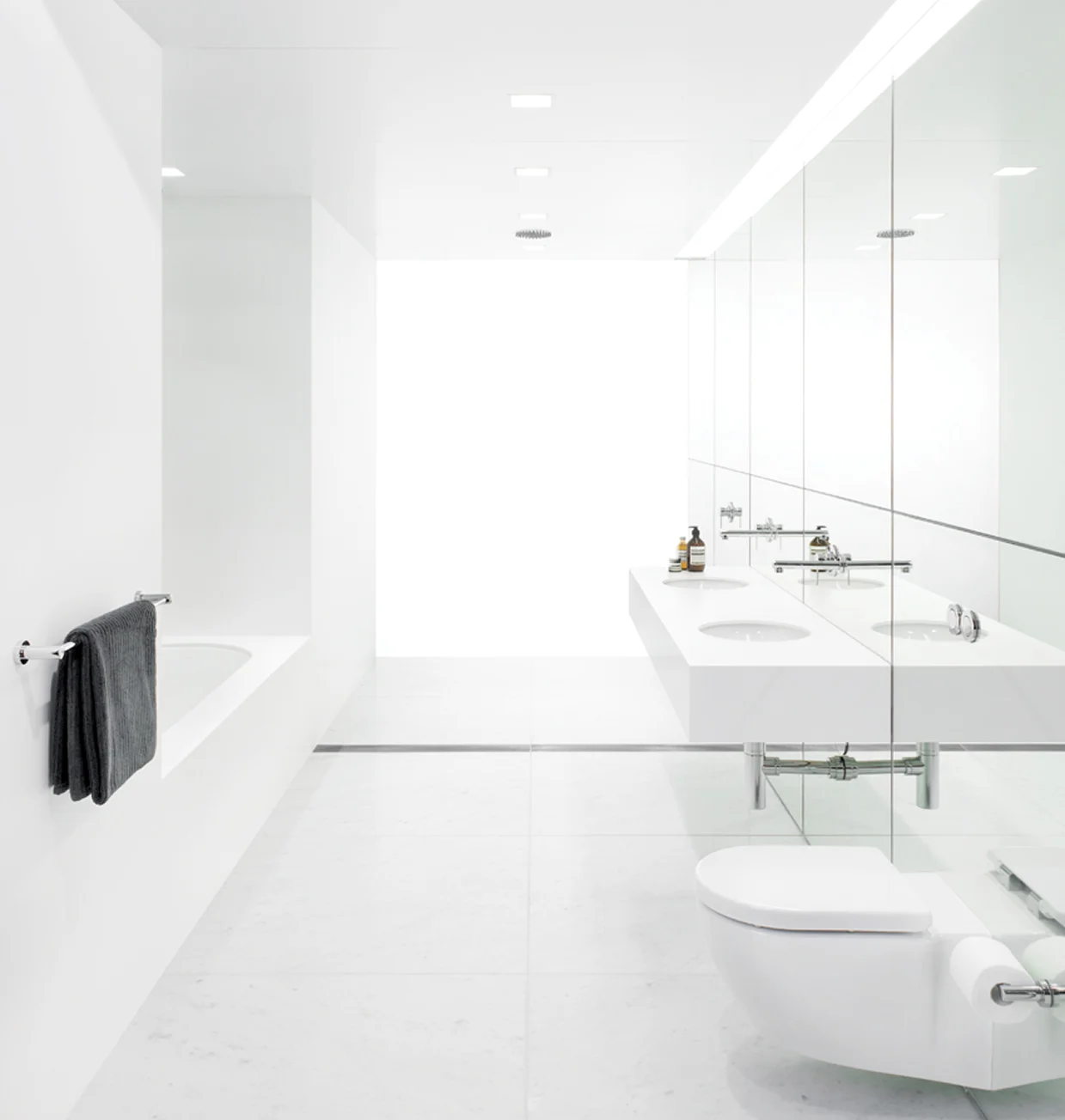 Infinity Drain — Resources — Education Center — CEUs — The Many Benefits of Barrier-Free Showers