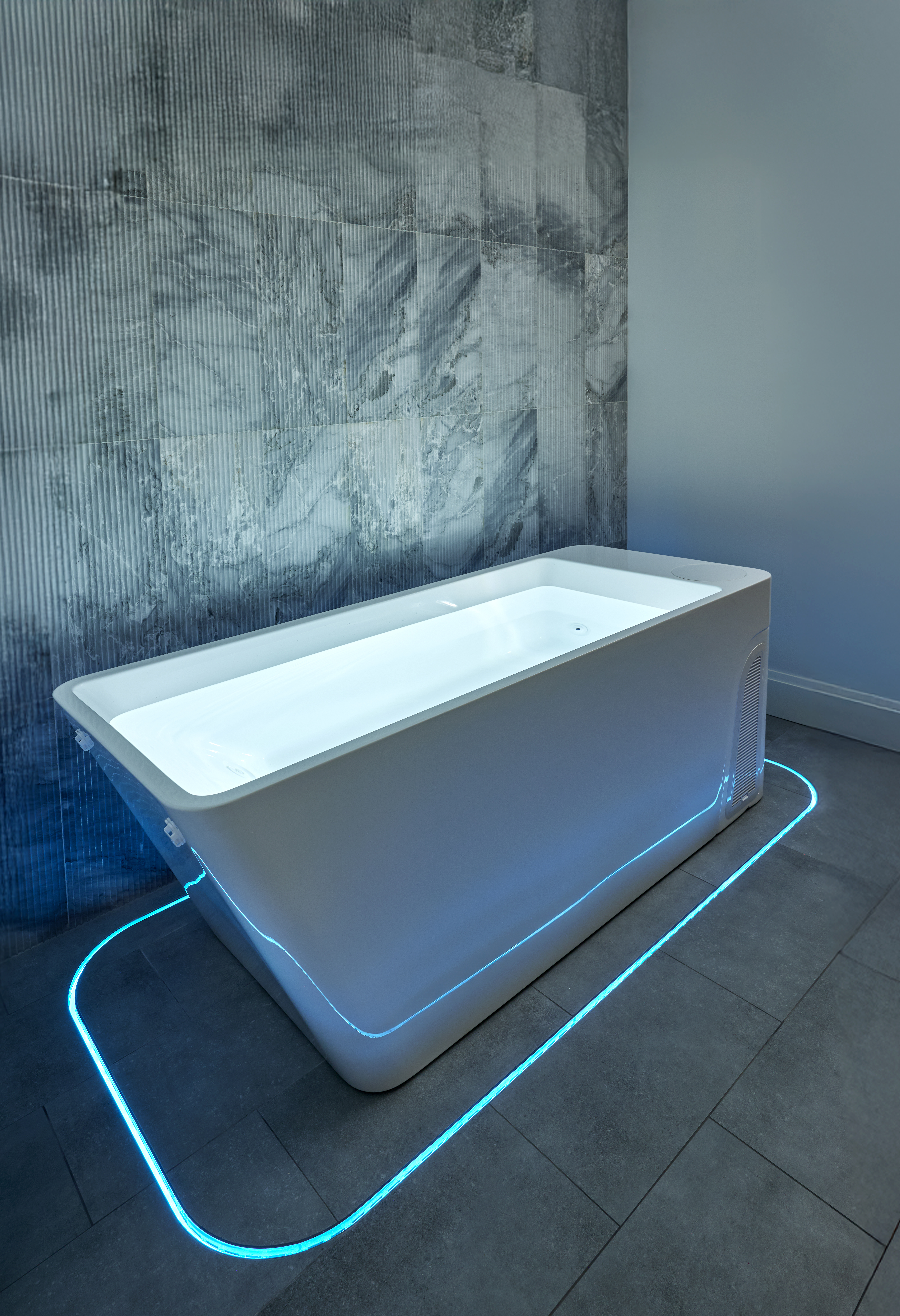 Infinity Drain — Inspiration — Custom Drains — Tub_Slot_Drain_Light