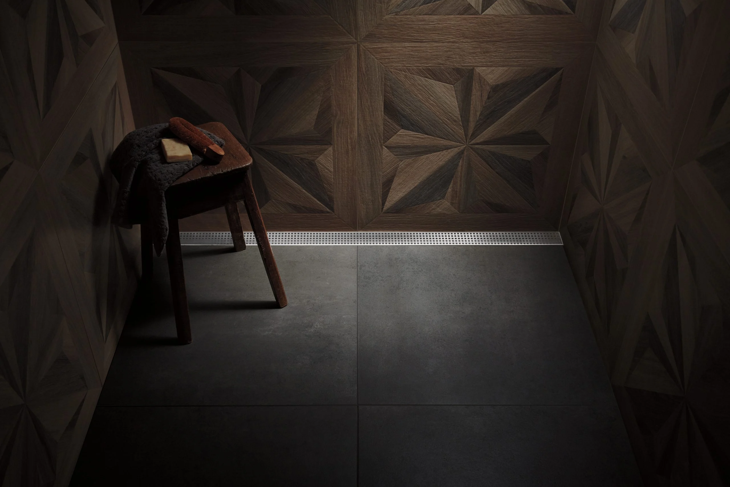Infinity Drain — Inspiration — Custom Drains — Universal-Infinity-Drain-Beauty-scaled