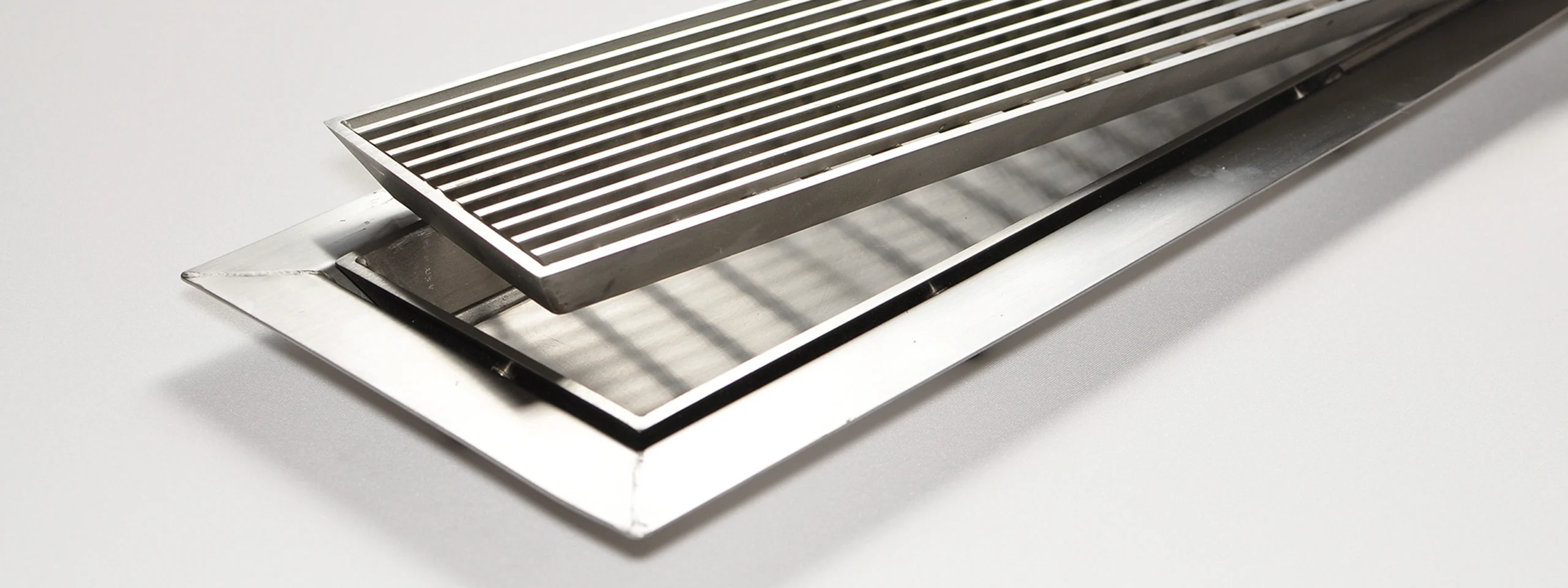 Infinity Drain — Linear Drains — Grate Style — Wedge Wire